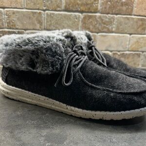 Hey Dudes Cozy Black Fur-Lined Shoes